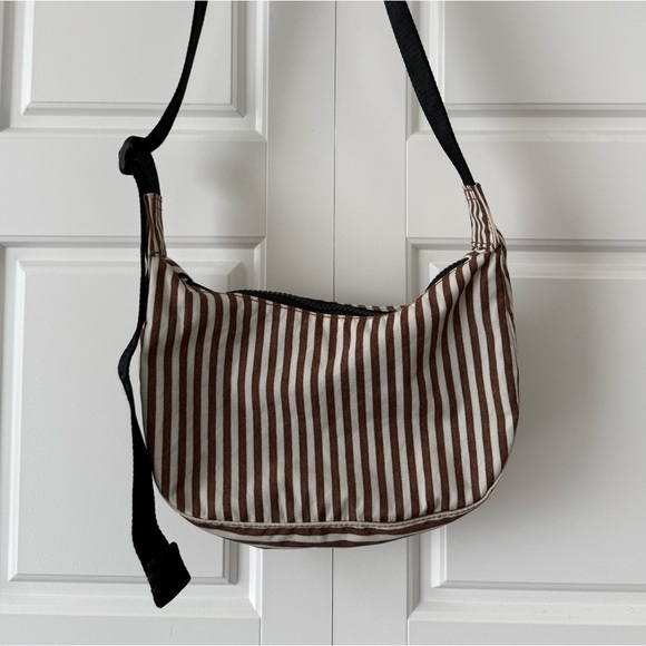 BAGGU Handbags - BAGGU Small Nylon Crescent Bag in Brown Stripe